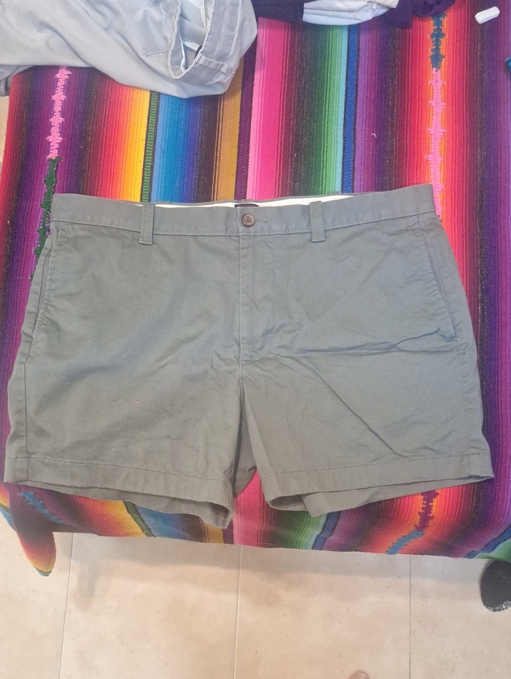 J. Crew Men's Olive Green Flat-Front Chino Shorts